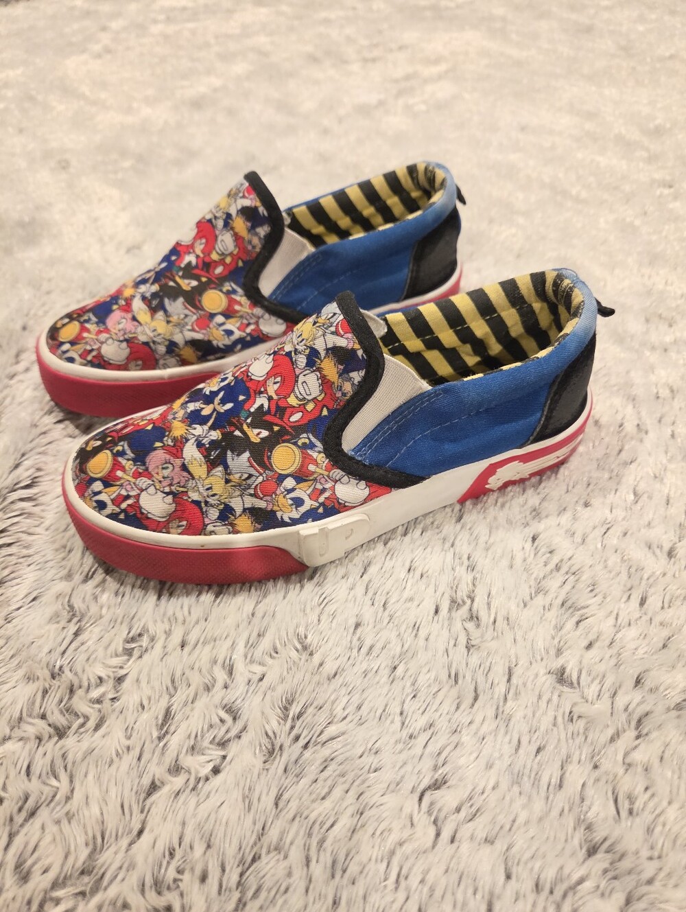 Boys Ground Up Sonic The Hedgehog Slip On Sneakers Sz 2
